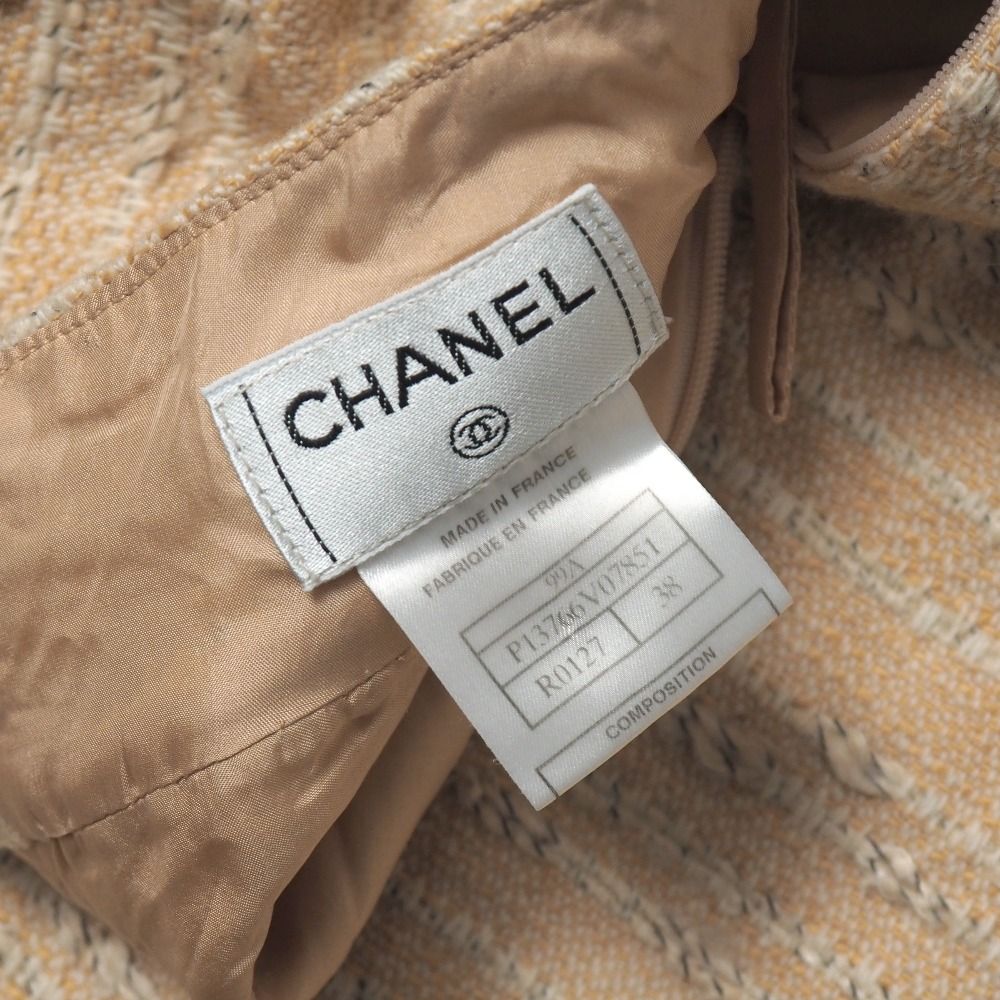 Chanel Vintage Skirt 38 Tweed Tight CC Logo Button