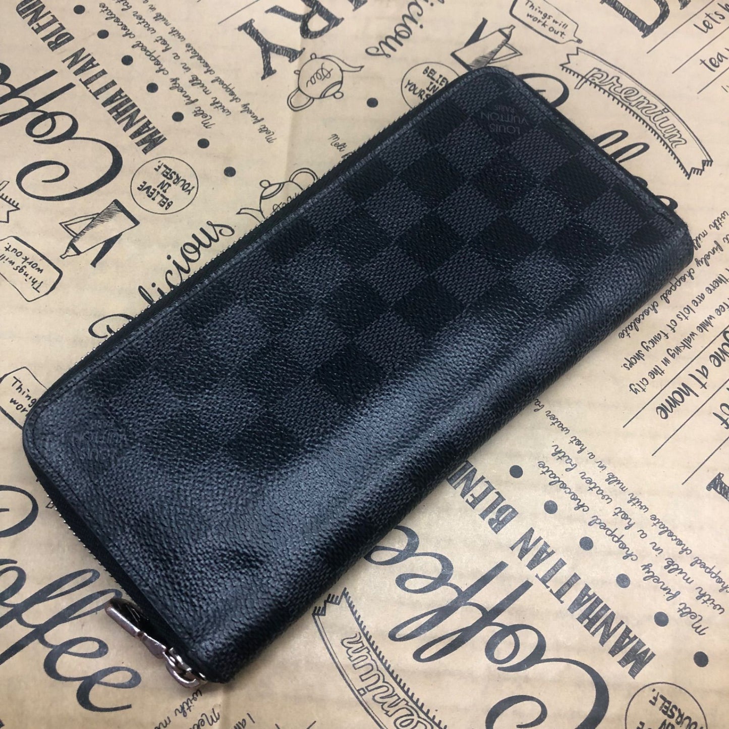 Louis Vuitton Wallet Damier Graphite Zippy Vertical Black — view 3