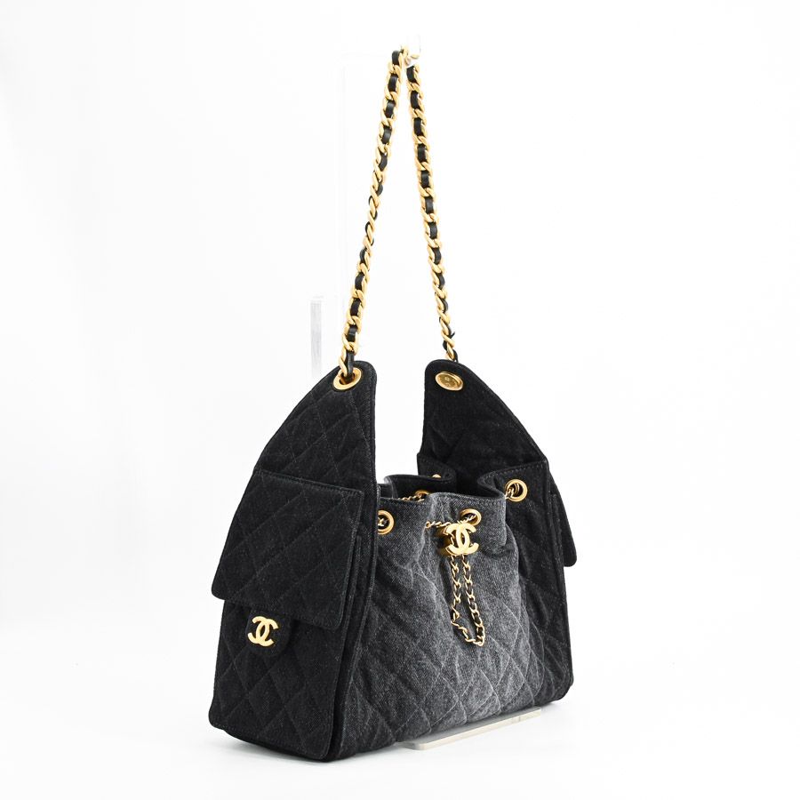 Chanel Handbag 25 Small