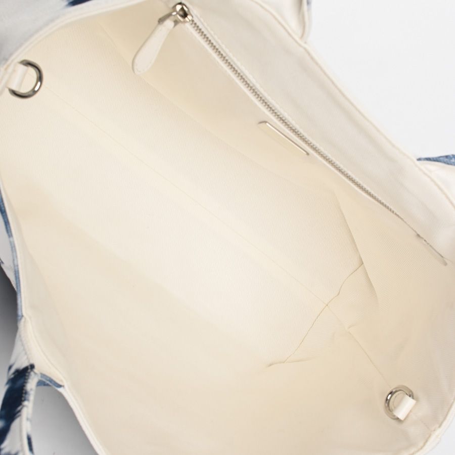 Prada Tote Logo Totes White