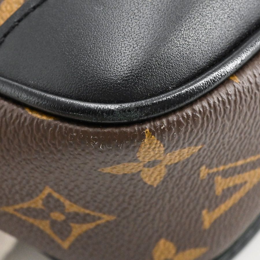 Louis Vuitton Shoulder Bag Arch Messenger