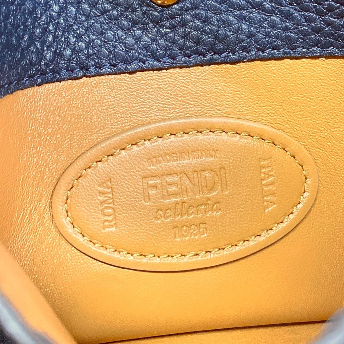 Fendi Handbag Peekaboo X-lite Selleria White Leather