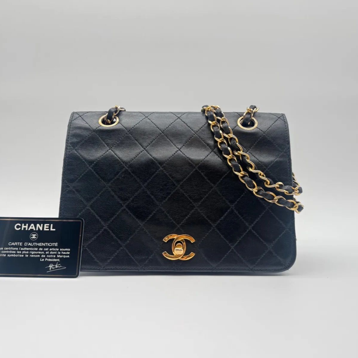 Chanel Large Shoulder Bag CC Logo Turnlock Gold Quilted Full Flap Chain Leather