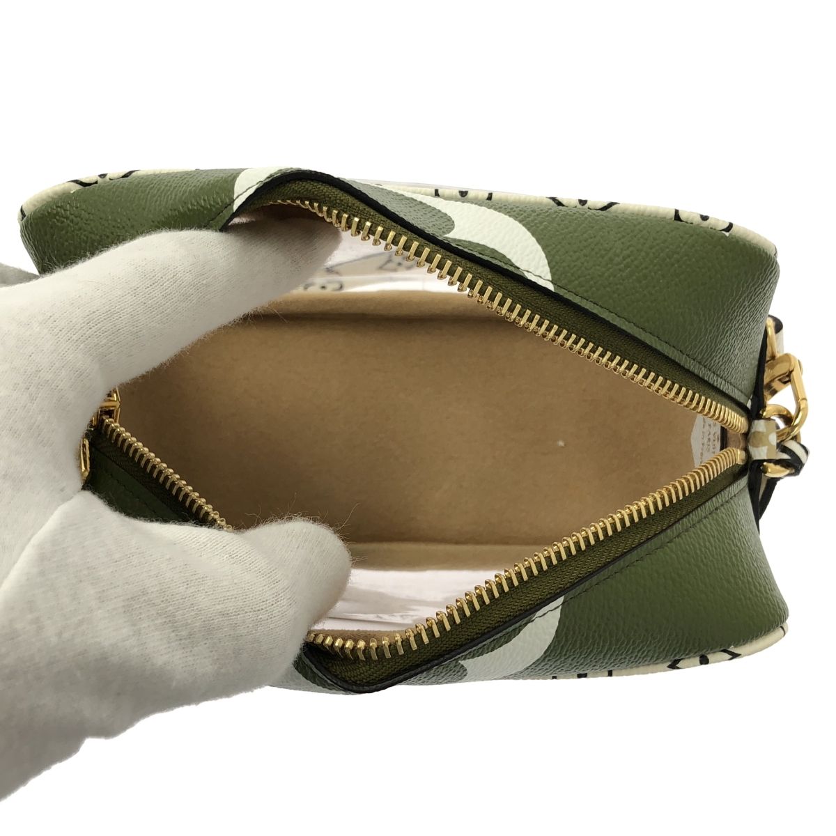 Louis Vuitton Monogram Giant Beach Pouch Shoulder Bag Khaki Beige
