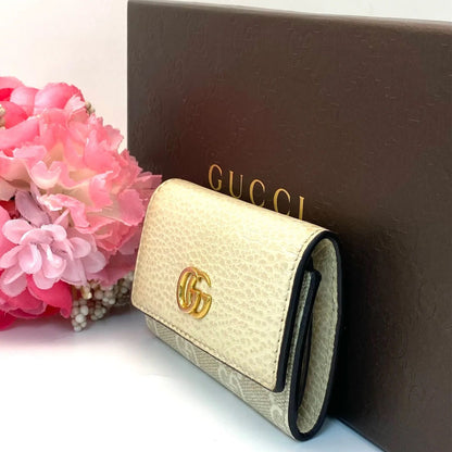 Gucci 6 Key Case GG Supreme Key Holder