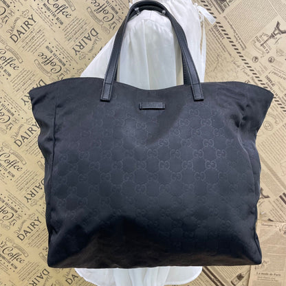 Gucci GG Nylon Tote Black Simple Business