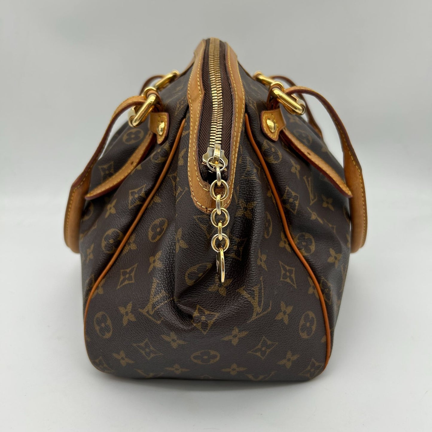 Louis Vuitton Monogram Tivoli GM Tote — view 4