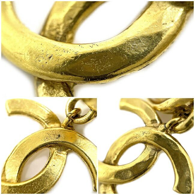 Chanel Earrings Gold CC Logo