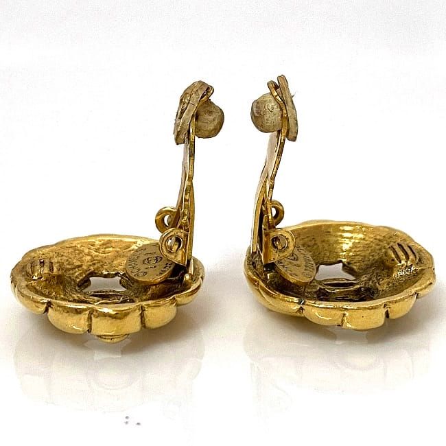 Chanel Earrings Gold CC Logo Vintage 2 3
