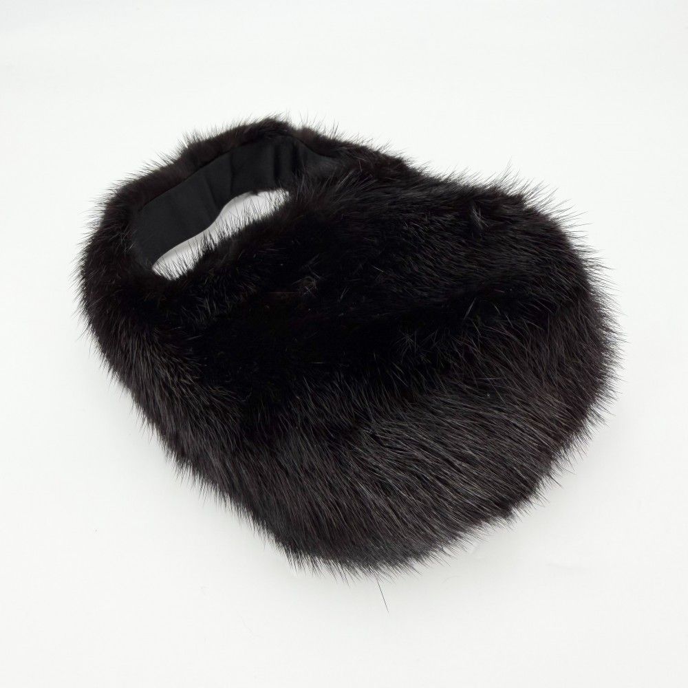 Gucci Fur Mini Bag Mink Black Gold — view 3