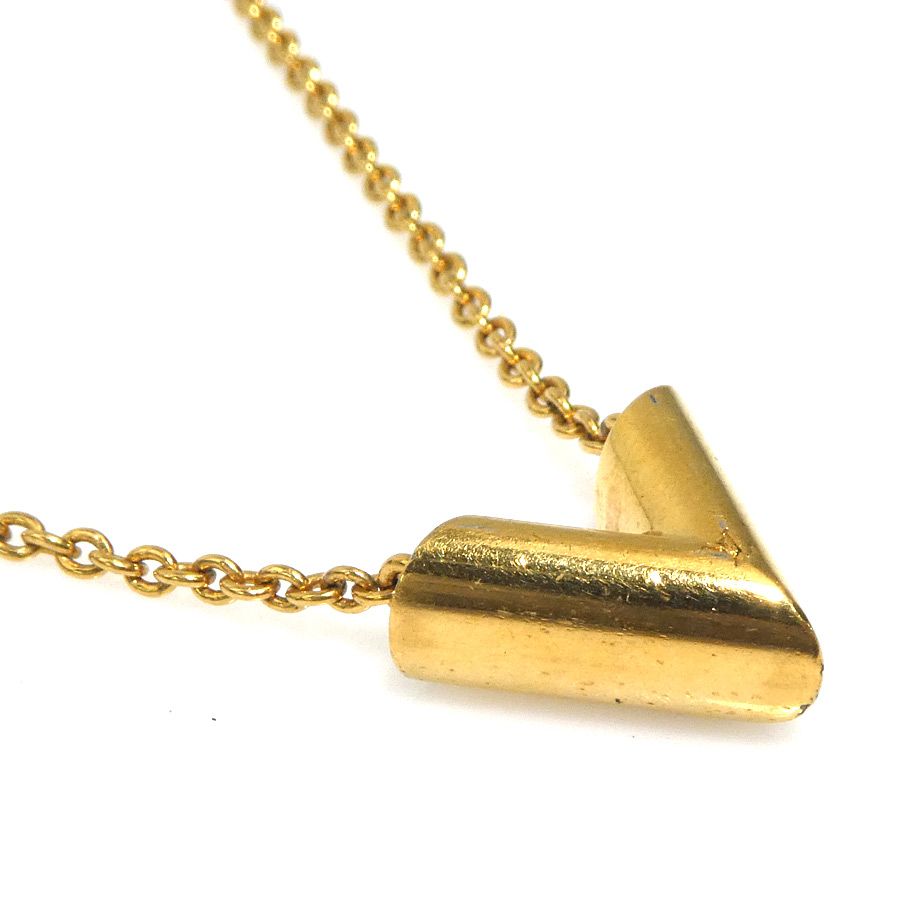 Louis Vuitton Necklace Essential