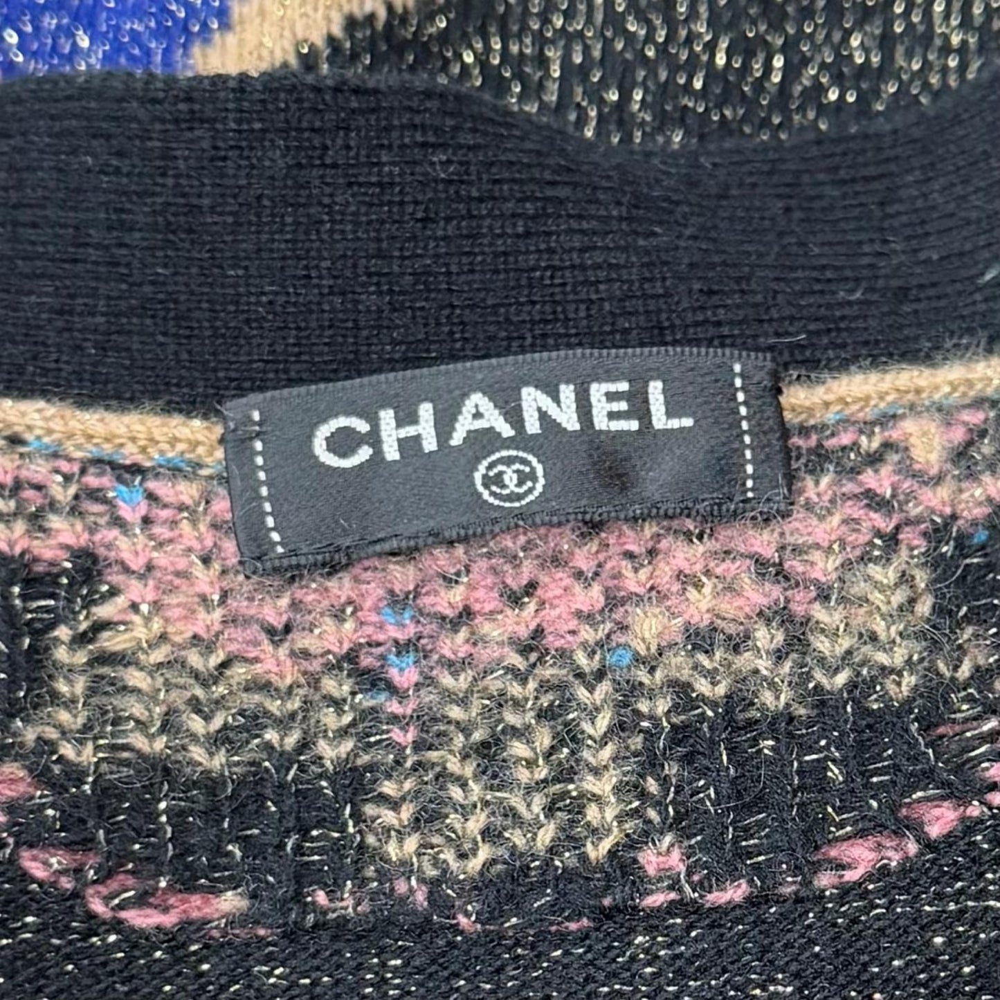 Chanel CC Logo Buttoned Lame Allover V-neck Cashmere Cardigan Multi 42
