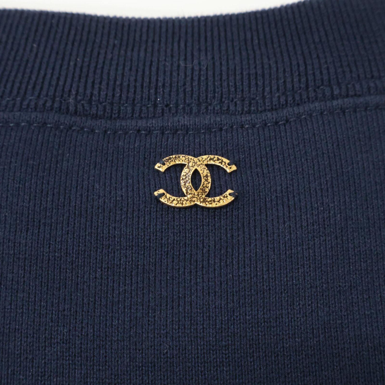 Chanel CC Logo Print Sweatshirt T- — view 6