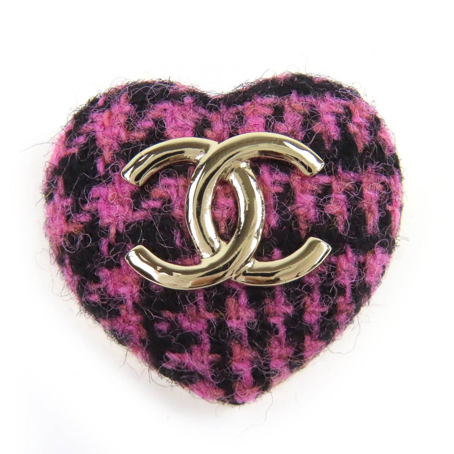 Chanel CC Logo Heart Brooch