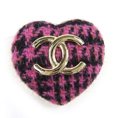 Chanel CC Logo Heart Brooch