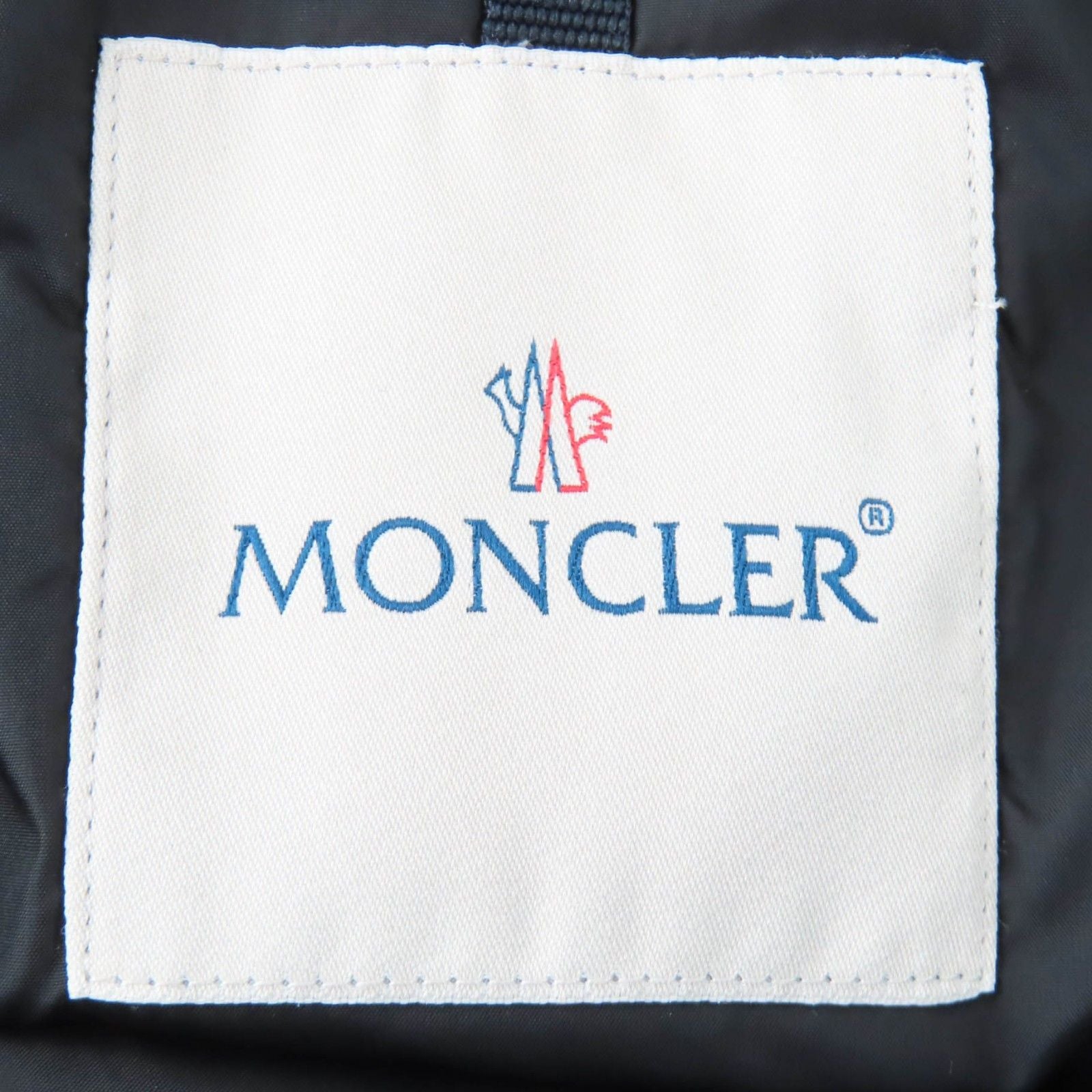 Moncler Garbet Logo Button Hooded Zip Up Jacket Coat Down Black 00