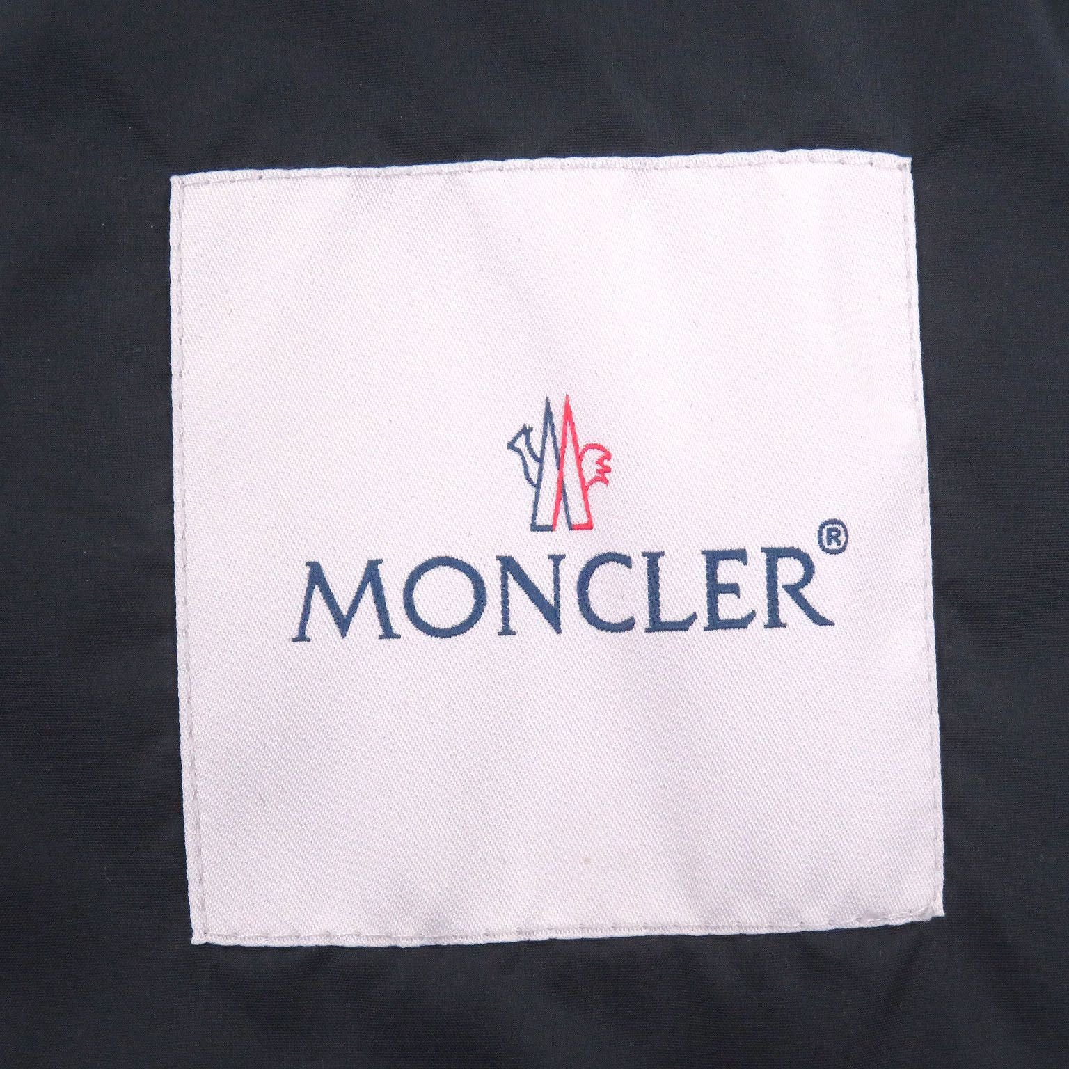 Moncler Keralle Giubbotto Logo Patch Hooded Tricolor Nylon Jacket Navy 4