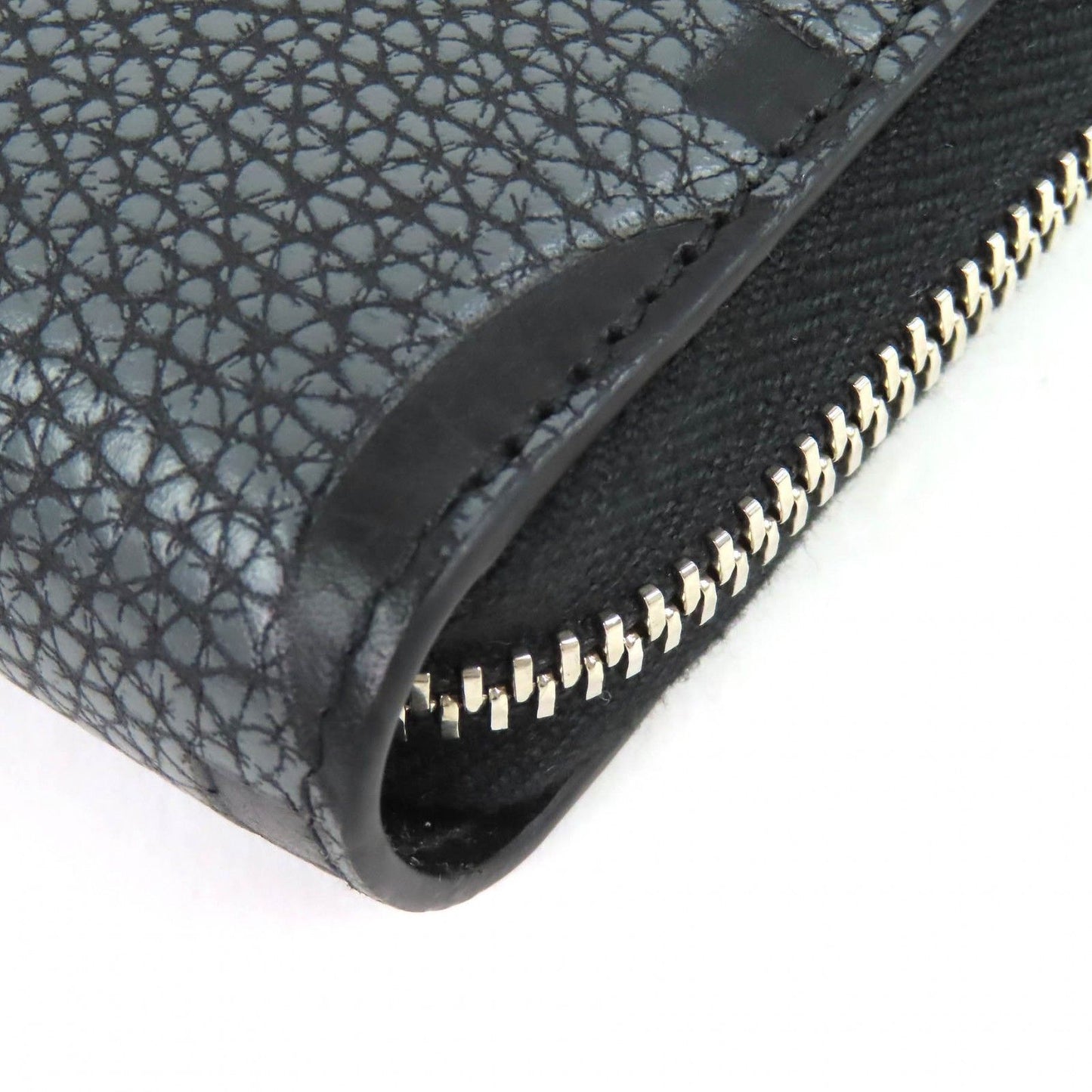 Gucci Maxi GG Zip Around Wallet Leather Gray Black Recommended