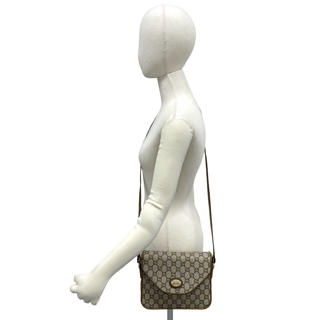 Gucci Vintage Plus Logo Leather Shoulder Bag Pochette Brown — view 2