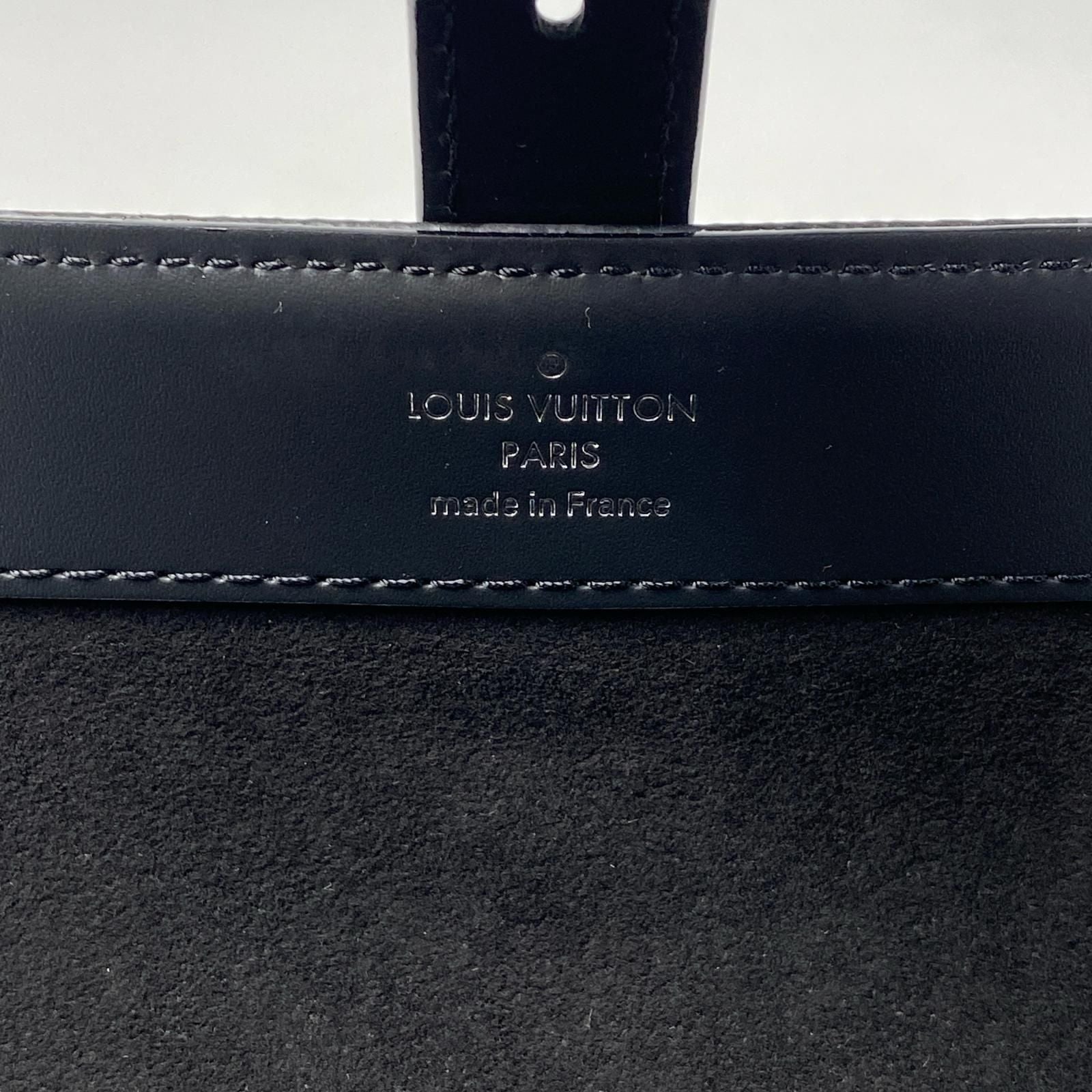 Louis Vuitton Etui 3 Montre Monogram Eclipse Watch Case — view 8