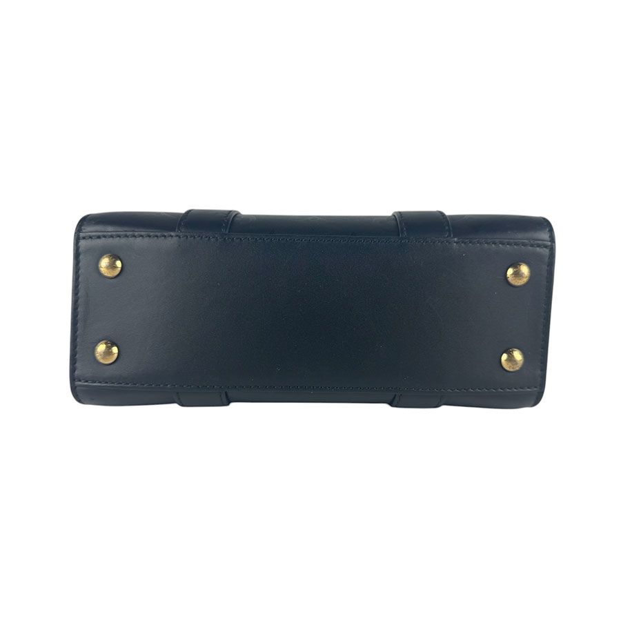 Louis Vuitton Shoulder Bag Very Open
