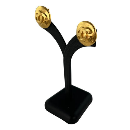 Chanel Turnlock Round Earrings CC Logo Gold — view 5