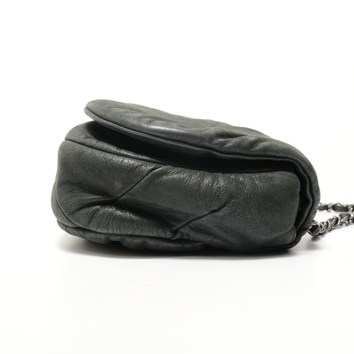 Chanel Shoulder Bag CC Logo — view 4