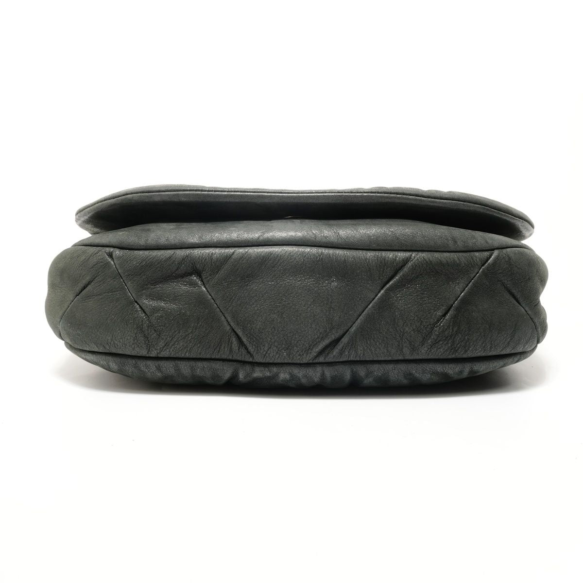 Chanel Shoulder Bag CC Logo — view 7