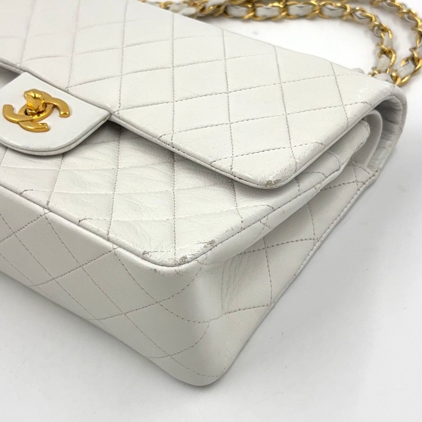 Chanel Double Flap Quilted Unknown Lambskin White Chain Shoulder Bag Gold — view 5