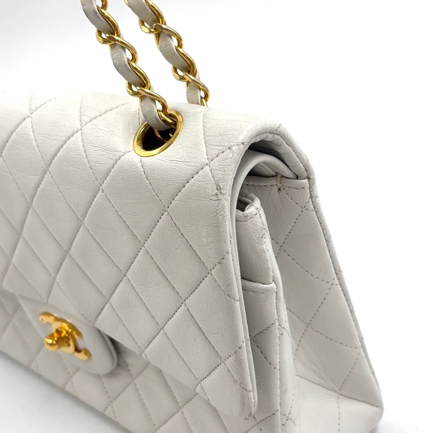 Chanel Double Flap Quilted Unknown Lambskin White Chain Shoulder Bag Gold — view 7