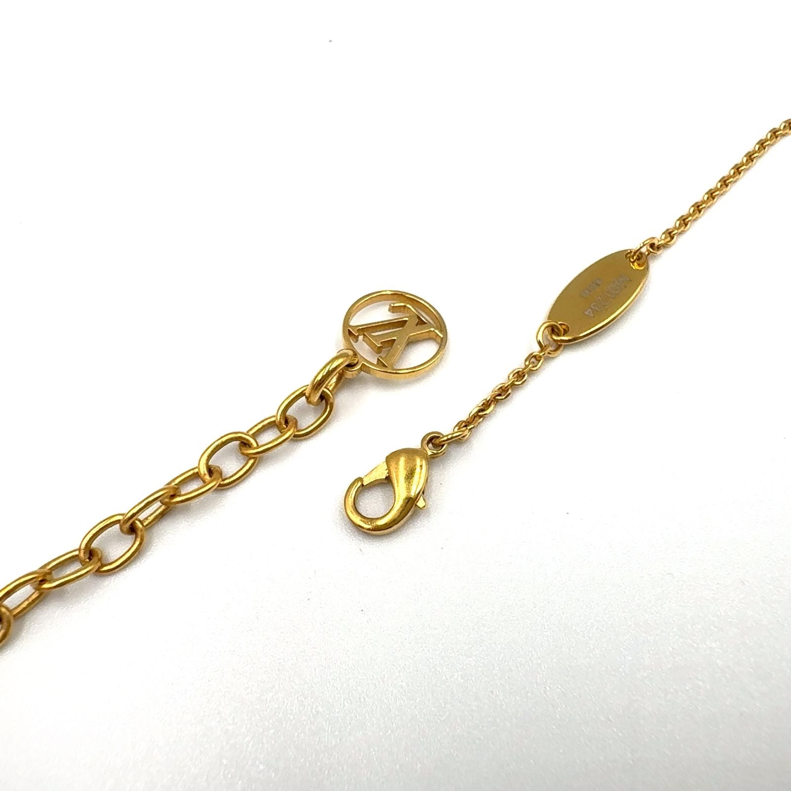 Louis Vuitton LV Flower Lambskin Gold Plated Necklace — view 8