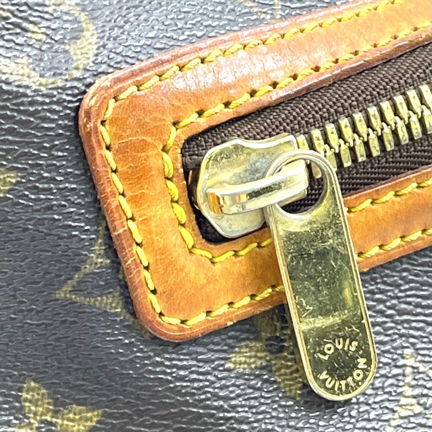 Louis Vuitton Hudson GM Monogram Leather Brown Shoulder Bag Gold — view 6