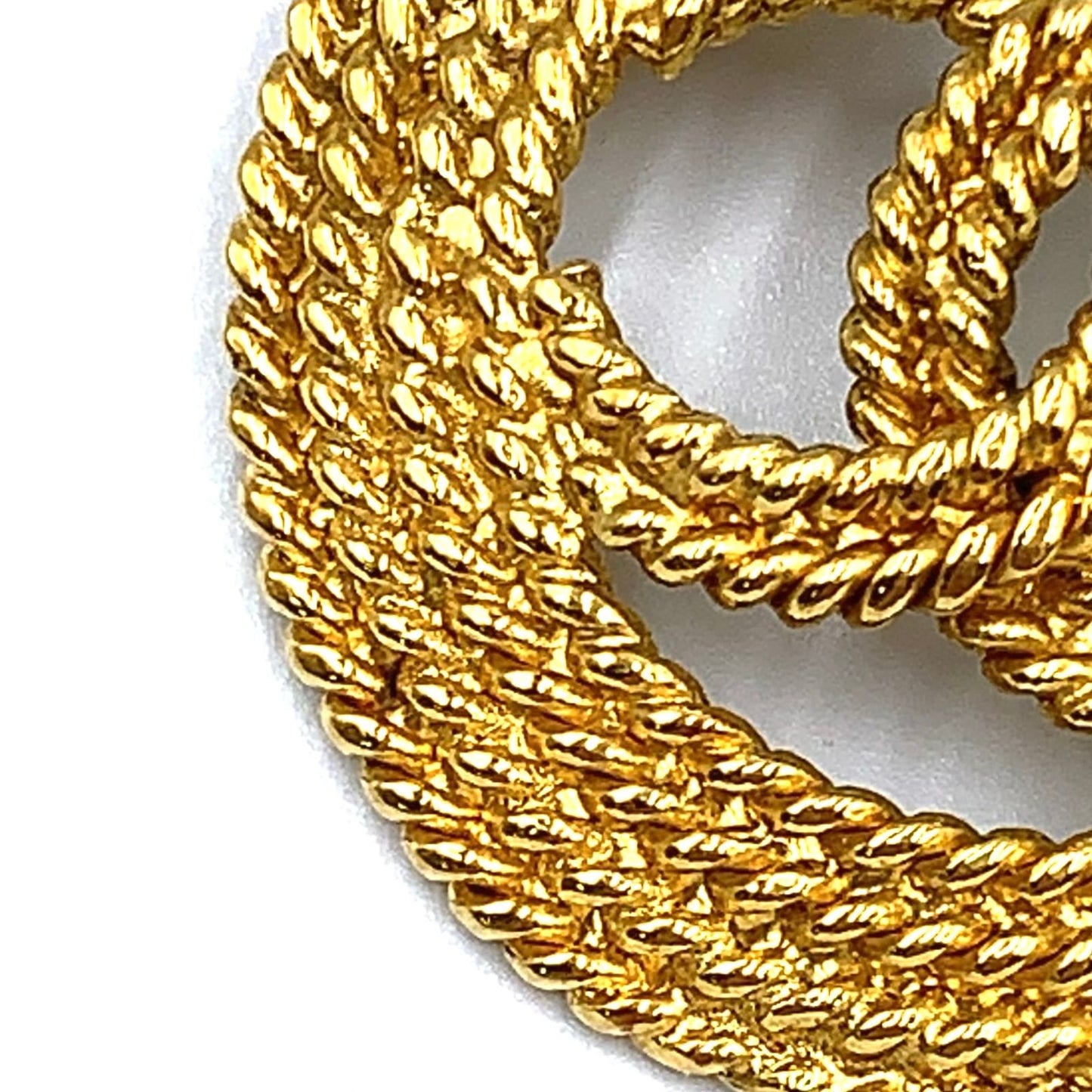 Chanel CC Logo Circle Gold Plated Brooch 28 — view 6