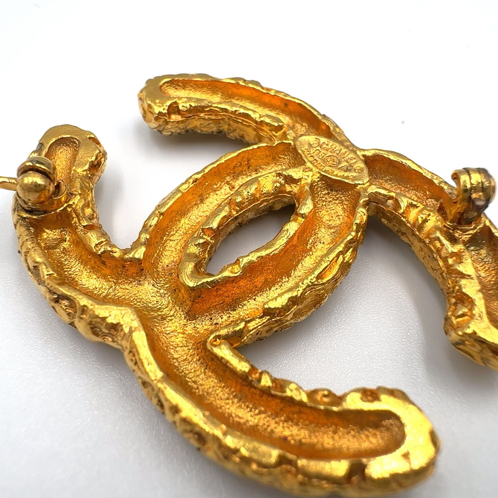 Chanel CC Logo Lava Gold Plated Brooch — view 6