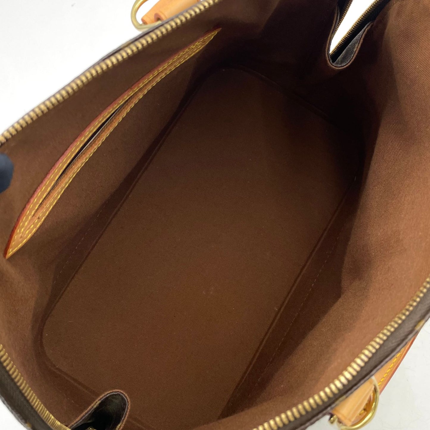 Louis Vuitton Alma PM Monogram Leather Brown Light Handbag Gold — view 4