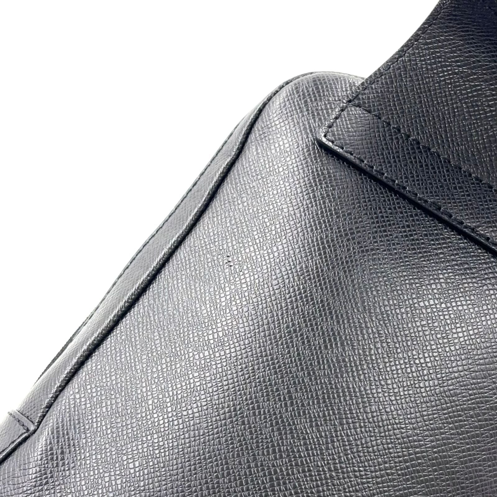 Louis Vuitton Taiga Avenue Ring Leather Black Belt Bag Silver — view 5
