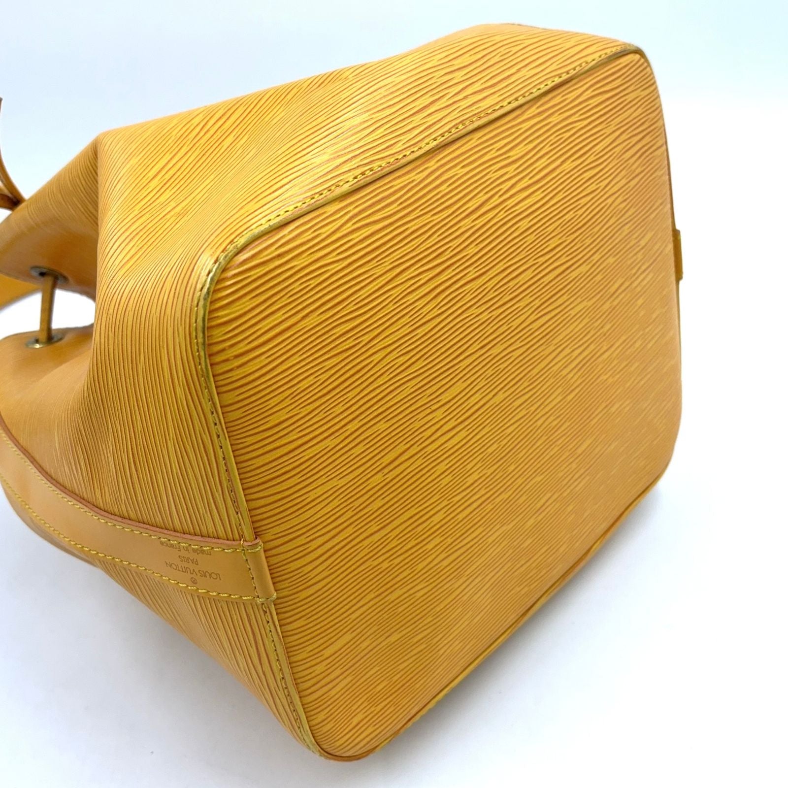Louis Vuitton Petit Noe Epi Tassili Yellow Leather Shoulder Bag Gold — view 5