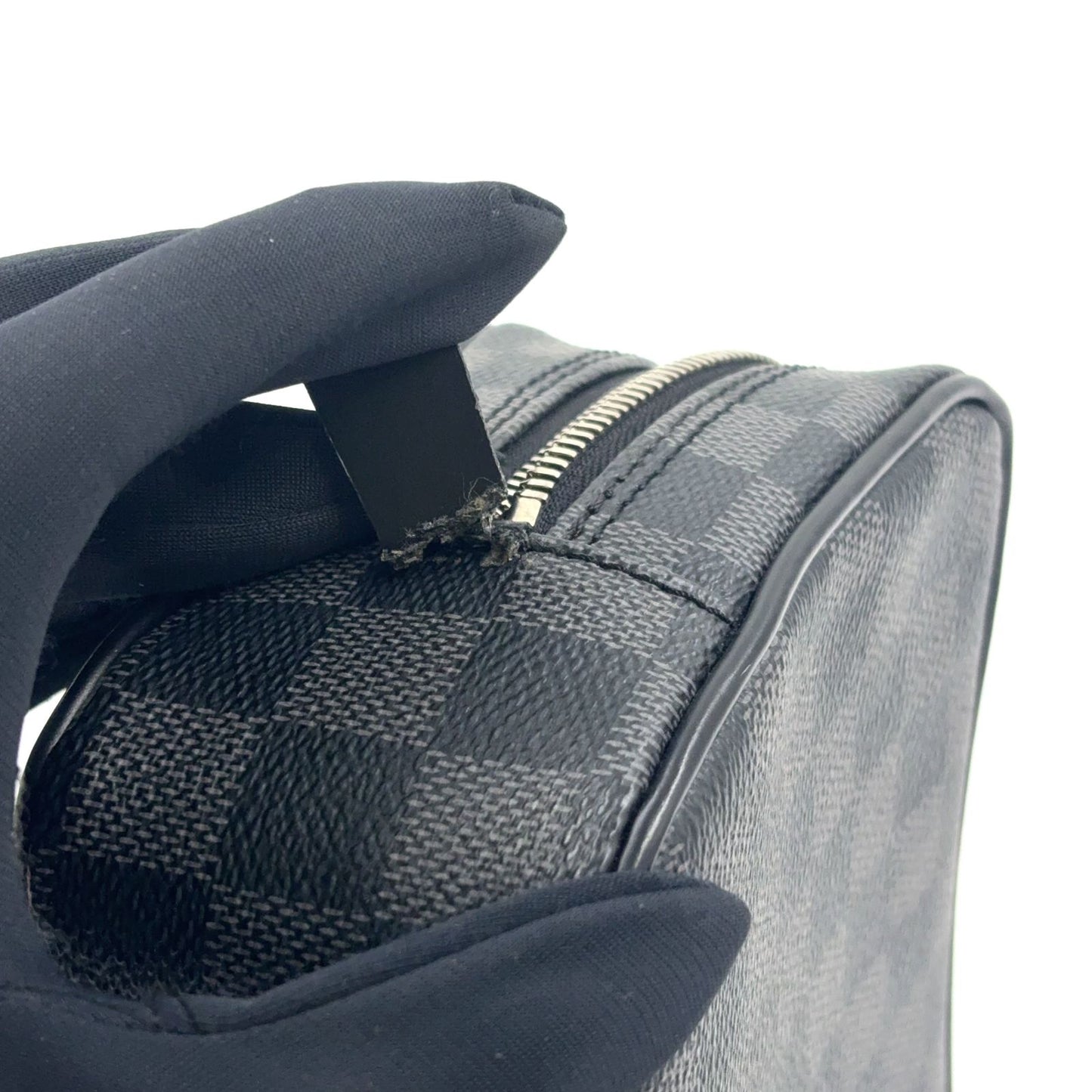 Louis Vuitton Trousse Toilet PM Damier Graphite Leather Black Pouch Silver — view 6