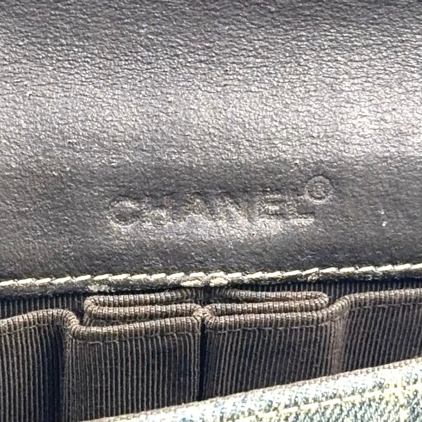 Chanel Choco Bar Chain Shoulder Bag Denim Navy Silver — view 3