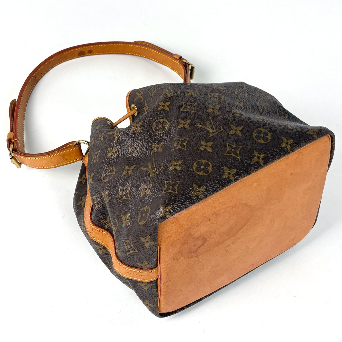 Louis Vuitton Petit Noe Shoulder Drawstring Bag Monogram Brown — view 2