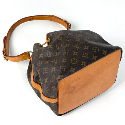Louis Vuitton Petit Noe Shoulder Drawstring Bag Monogram Brown — view 2