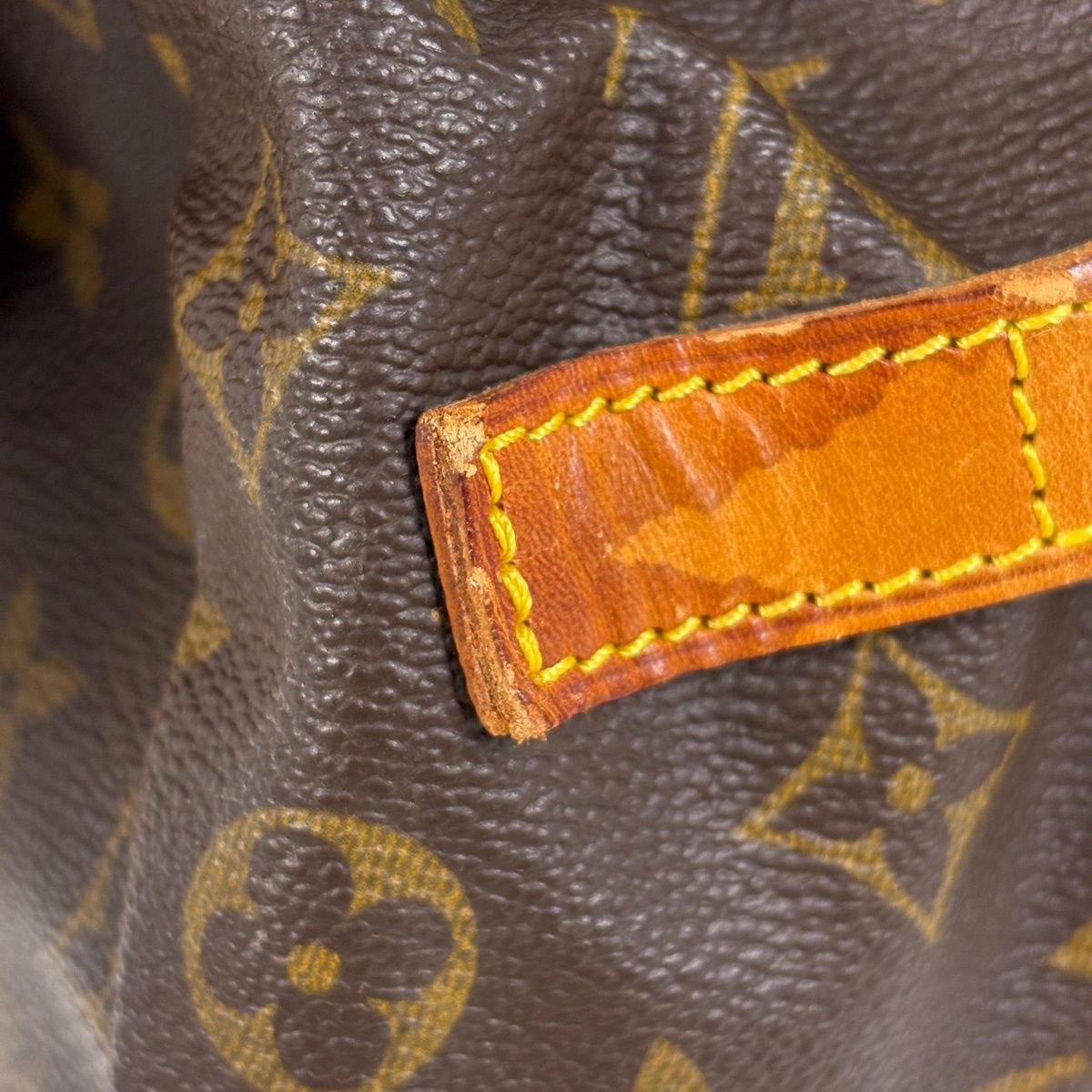 Louis Vuitton Saumur 35 Crossbody Shoulder Bag Monogram Brown — view 4