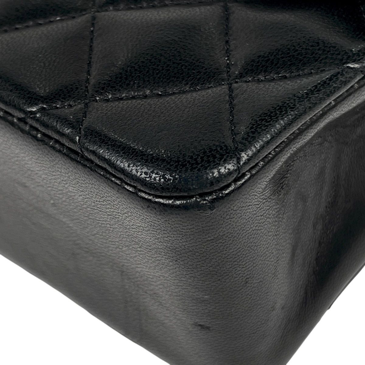Chanel CC Logo Chain Shoulder Bag Mini Quilted Leather Black — view 6