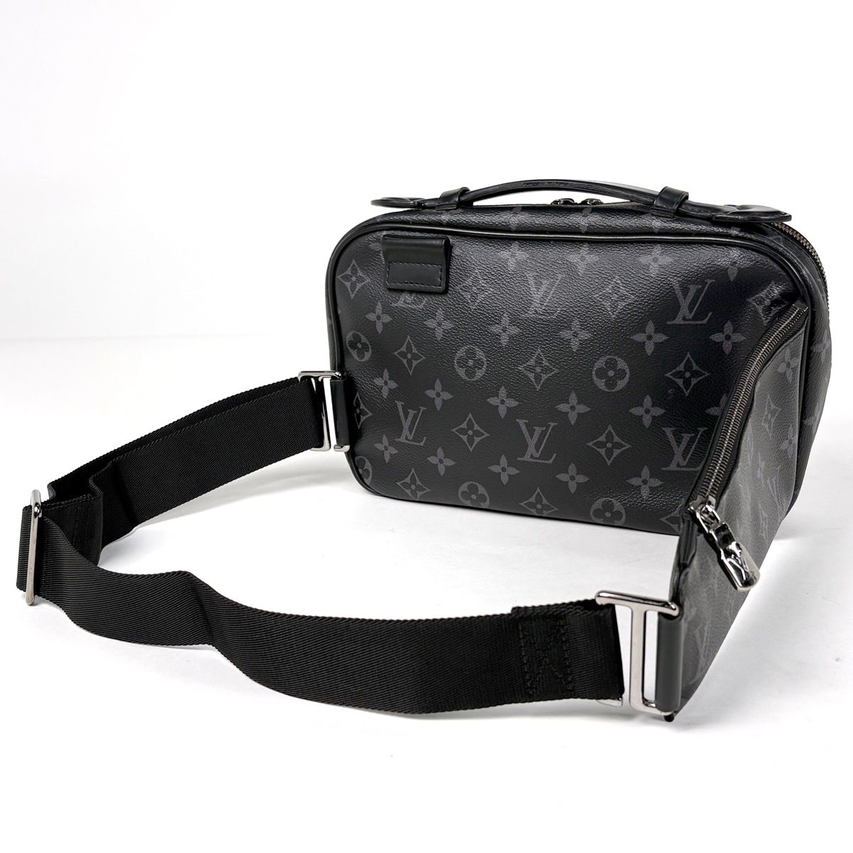 Louis Vuitton Bum Bag Monogram Eclipse Noir — view 2