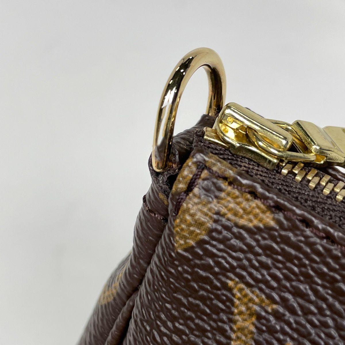 Louis Vuitton Pochette Makeup Cosmetics Pouch Monogram Brown — view 4