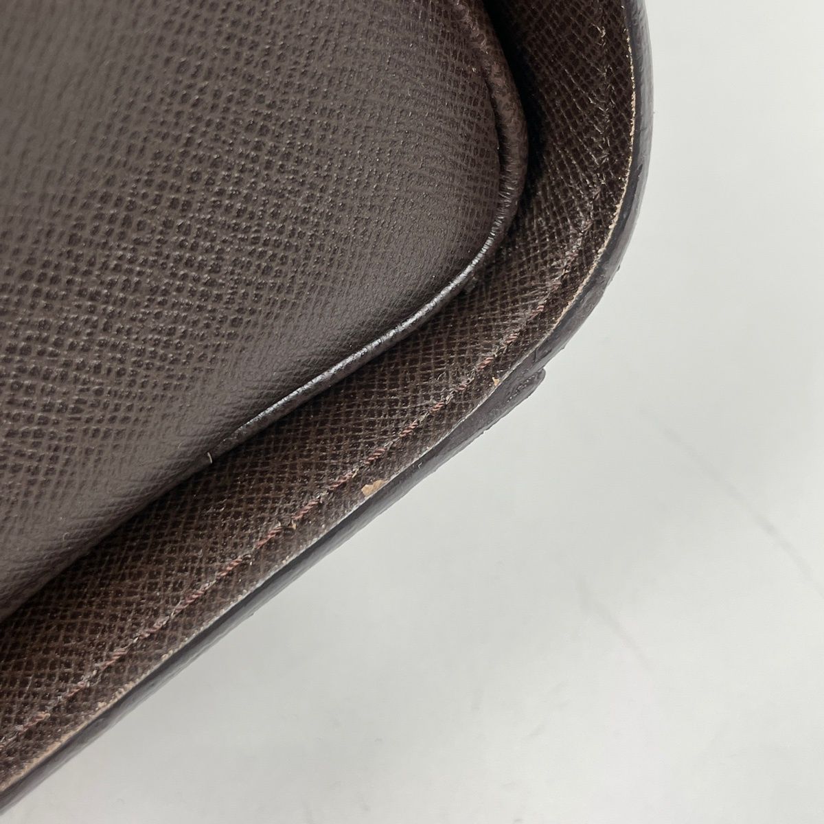 Louis Vuitton Triana Handbag Damier Brown — view 4