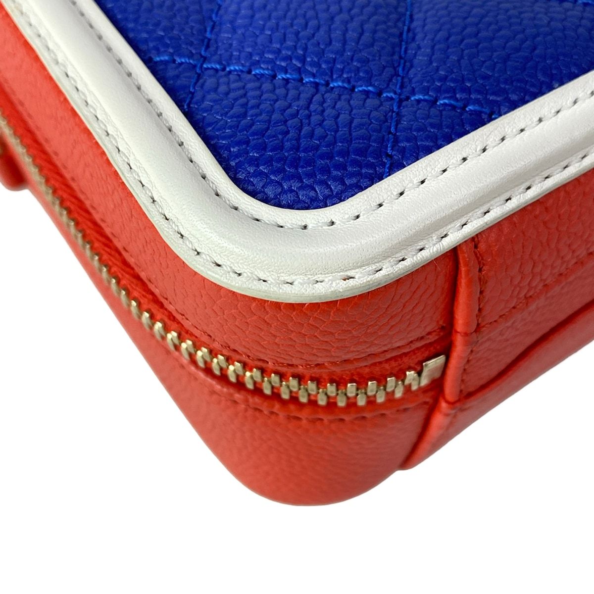Chanel Shoulder Bag CC Filigree Blue White Red 2-Way Chain Gold Leather — view 6