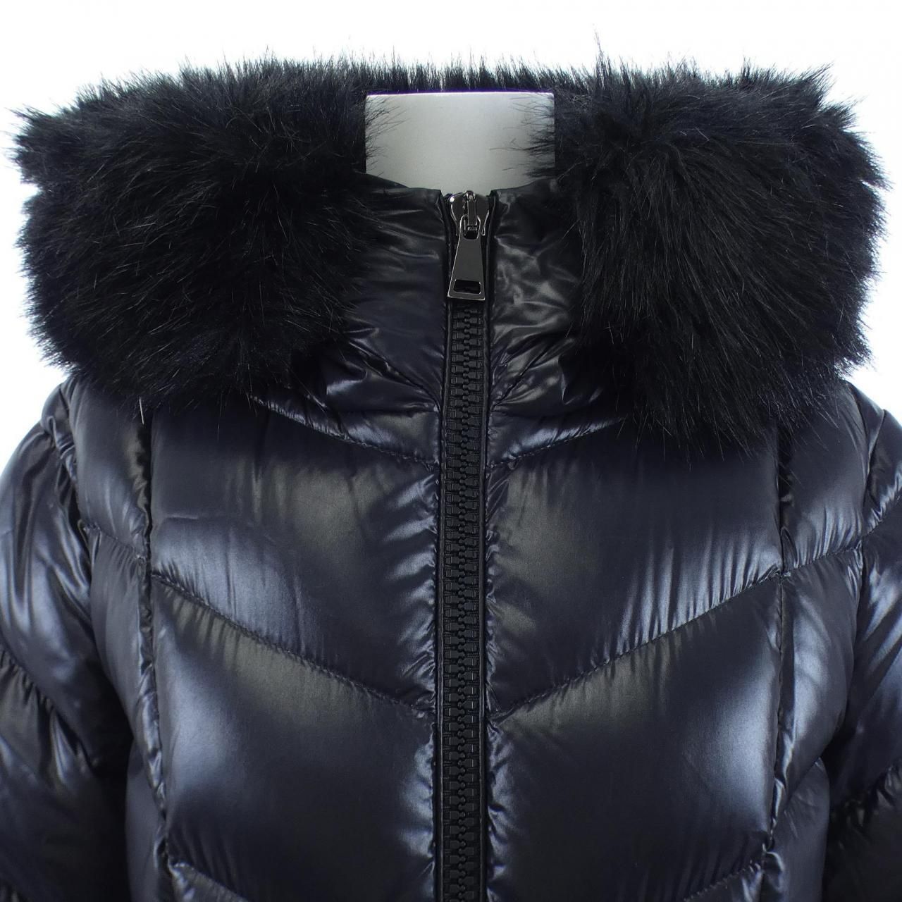 Moncler Fulmarus Down Jacket Coat — view 7