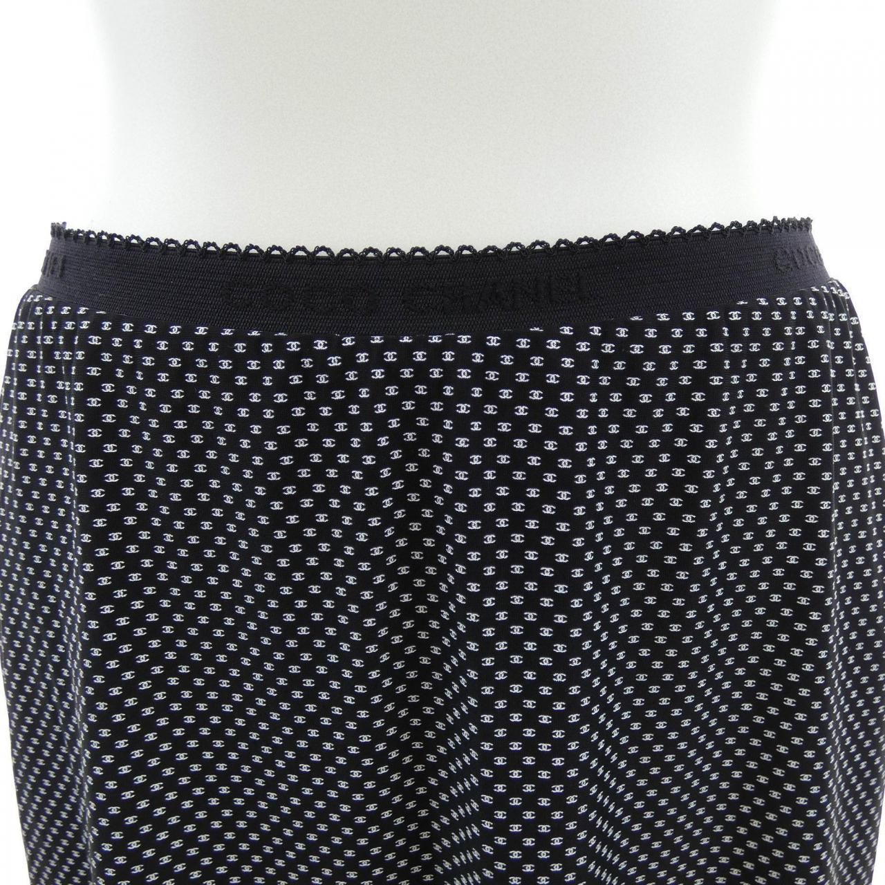 Chanel Skirt Black — view 6