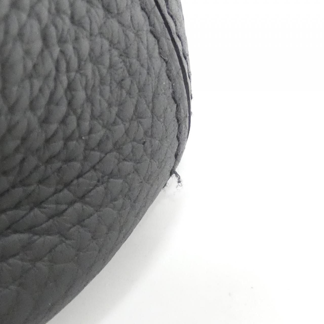 Hermes in the Loop 18 cm Bag — view 3